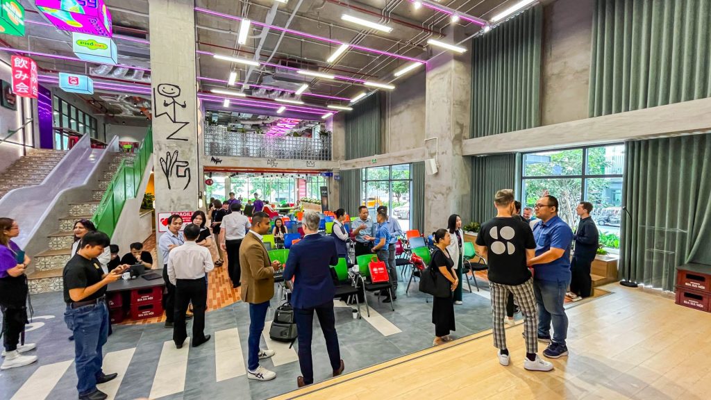 Caption: A modern workspace is designed around the people who use it, fostering community, flexibility, and inspiration.