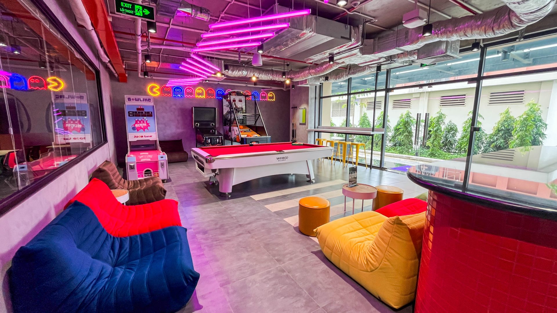 8 Best Office Space Amenities That Employees Really Want