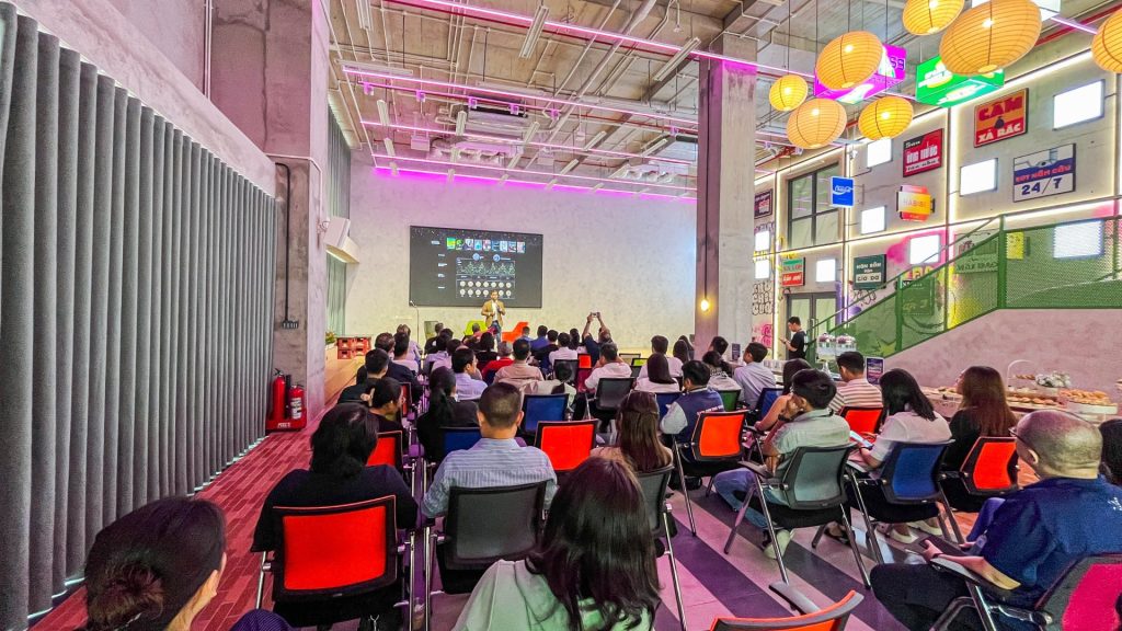 Founders collaborating and sharing ideas in a coworking space. 