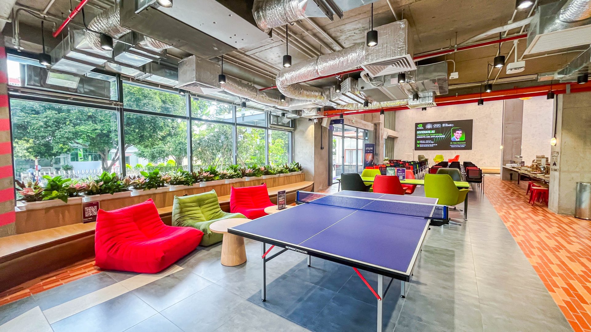 For many businesses, productivity has become a persistent challenge. Despite new technologies and management strategies, finding ways to help people work effectively remains a top concern. The solution might be hiding in plain sight. It's in the walls, the windows, and the very layout of the space where we work. Don’t underestimate how modern office design affects productivity. Whether you’re working at home or on-site, your environment is a powerful tool for success. A thoughtfully designed office is not just about creating a visually appealing environment. It's about creating a space where people can connect, collaborate, and reach their full potential.  The science behind office design and human behavior shows that our environment plays a huge part in shaping our cognitive function and mood. This is not just about having a nice view. It's about creating a workspace that supports focus, creativity, and overall job satisfaction.