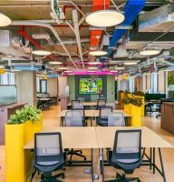 The Advantages and Disadvantages of Coworking Space