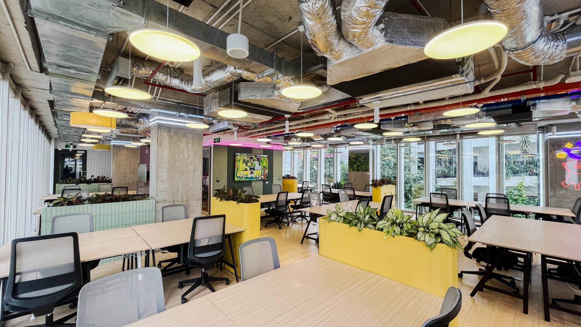 How to Choose a Coworking Space: 9 Factors to Consider